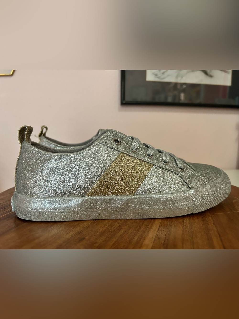 Kendall and Kylie Glitter Low-Top Sneaker with Gold Stripe